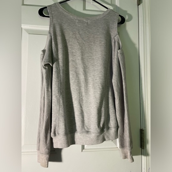 Off Shoulder Sweatshirt - Picture 2 of 3